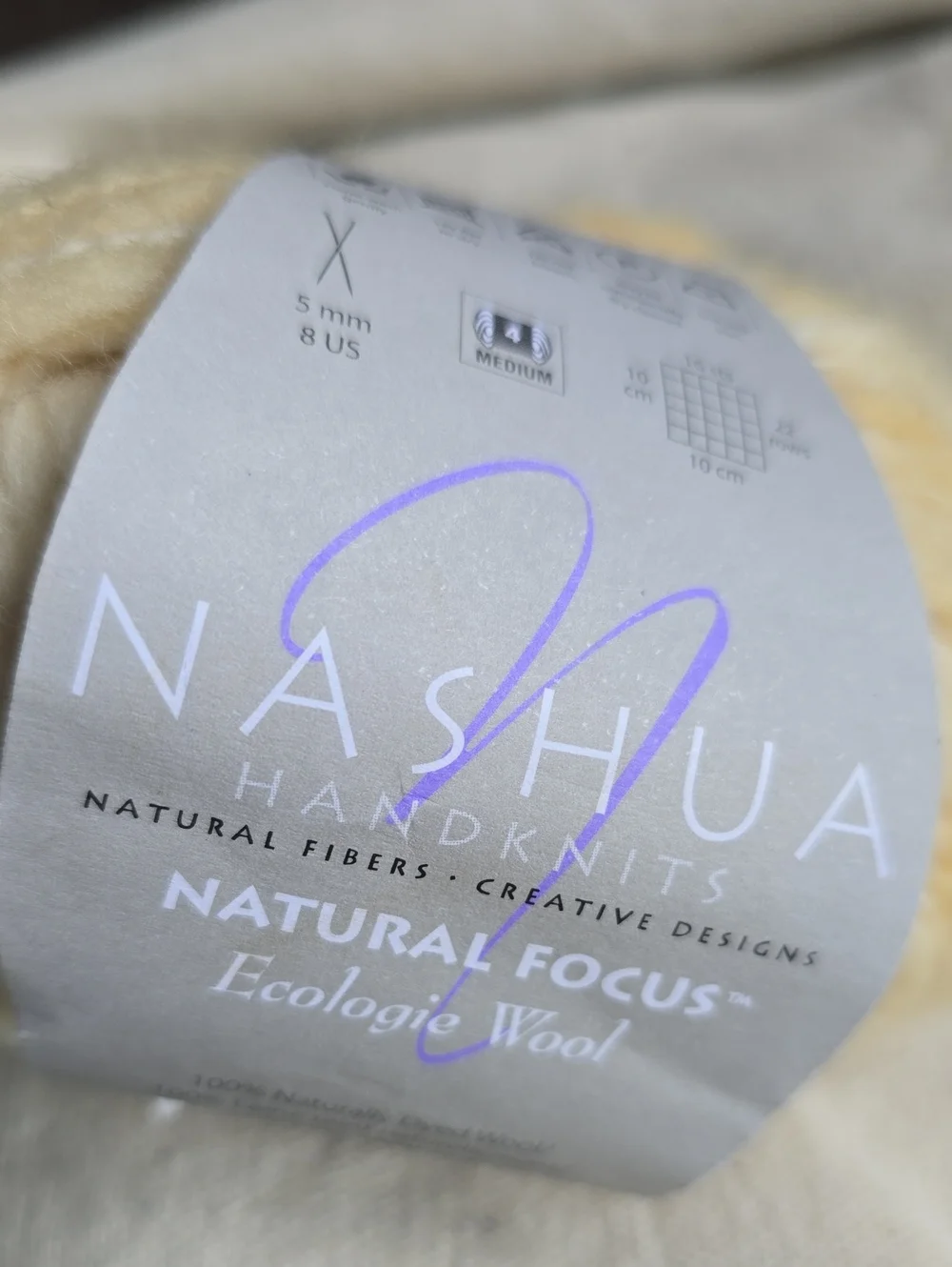 Nashua Handknits Ecologie 100% Wool Skien Yarn Creme Neutral 87 Y 80 Meters 8 US